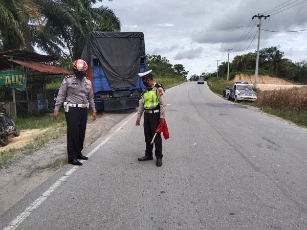 Lakalantas di Siak, PNS dan Anaknya Meninggal Dunia