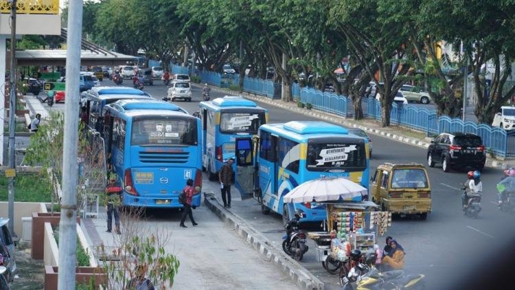 Pemko Pekanbaru Serahan Pengelolaan Bus TMP ke PT TPM