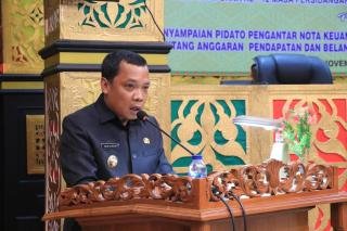 Pj Walikota Pekanbaru Sampaikan Pidato Nota Keuangan Ranperda APBD 2023