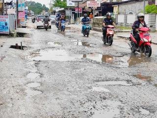 Pemko Pekanbaru Kucurkan Anggaran Rp20 Miliar untuk Perbaikan Jalan Rusak