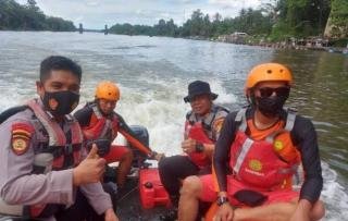 Tim SAR Cari Korban Sampan Terbalik di Danau PLTA Kampar