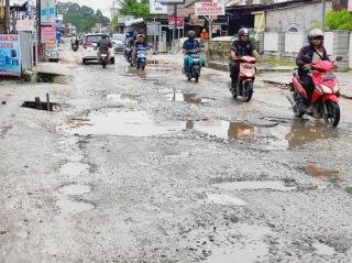 400 Kilometer Jalan di Pekanbaru Rusak