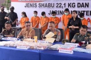 Lapas Pekanbaru Cari Pemasok Handphone Kepada Napi Pengendali Narkoba