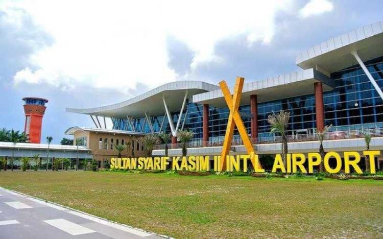 Bandara SSK II Pekanbaru Tetap Jadi Bandara Internasional