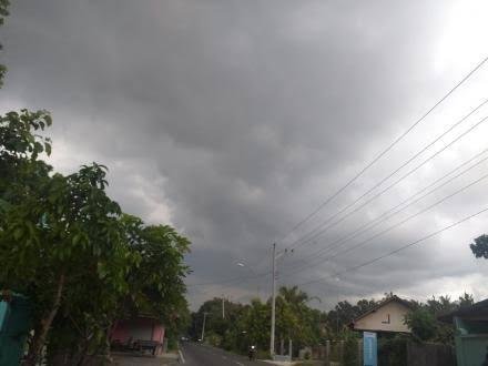 3 Kabupaten di Riau Berpotensi Hujan di Sore hingga Malam Hari Nanti