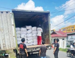 Polda Riau Limpahkan Kasus Penyelundupan Sepatu Bekas ke Kejaksaan