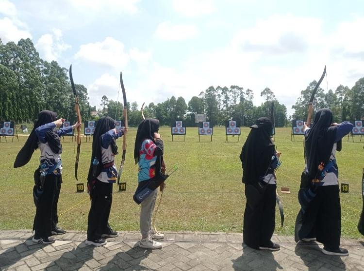 Kepala Dispora Pekanbaru Buka Turnamen Panahan Wali Kota Cup Archery Tournament 2023