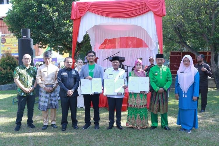 Pj Wali Kota Luncurkan Tiga Layanan Inovasi Disdukcapil Kota Pekanbaru