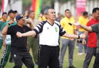 Gubernur Syamsuar Ingin Masyarakat Kompak Atasi Karhutla