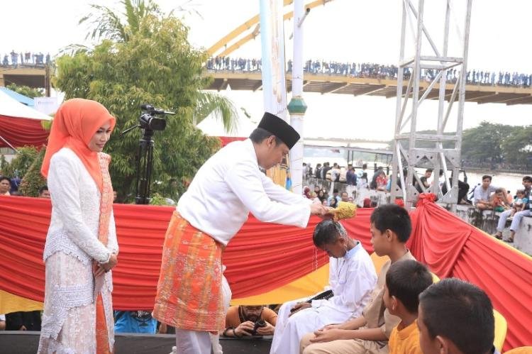 Berlangsung Semarak, Muflihun : Petang Belimau, Tradisi Sucikan Diri Sambut Ramadan