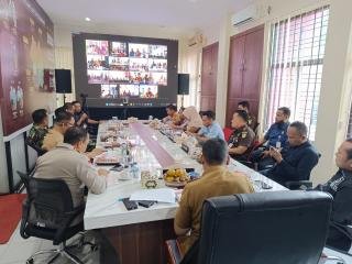 Pantau Kesiapan Pemilu 2024 di Tingkat Kecamatan, Damkar Pekanbaru Hadiri Rapat Zoom Meeting