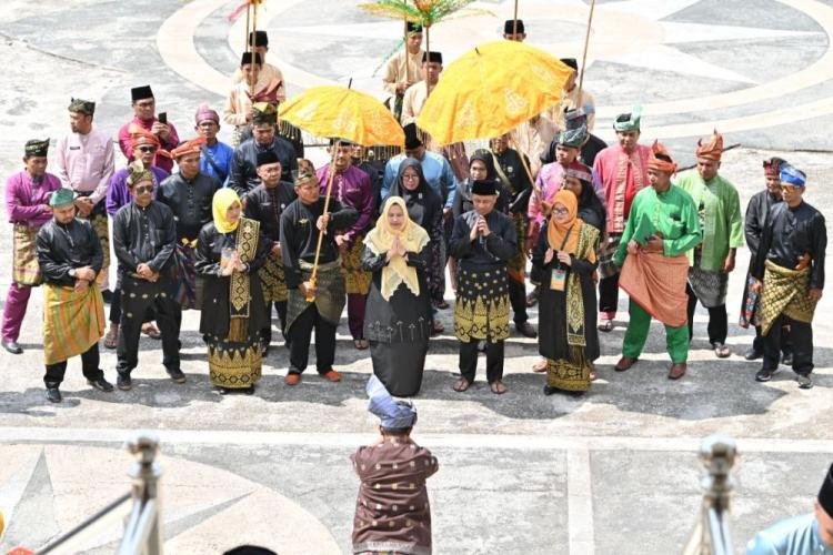 Kenduri Adat Sempena HUT ke-512 Bengkalis, Ini yang Disampaikan Bupati Kasmarni