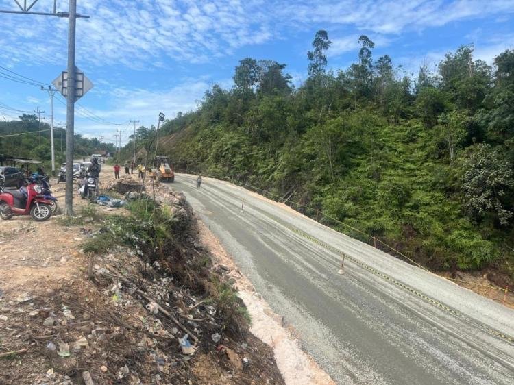 Kondisi Cuaca Jadi Kendala Penyelesaian Jalan Lintas Riau-Sumbar di Tanjung Alay Kampar