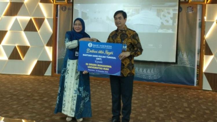 Terima Bantuan UKT dari Bank Indonesia, Ini yang Disampaikan Rektor UNRI