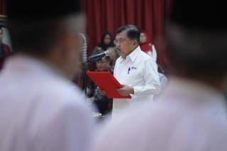 Jusuf Kalla Lantik Pengurus Baru PMI Riau, Siap Bawa Perubahan