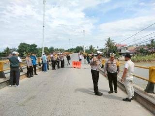 Tinjau Jembatan Sungai Rokan, Masyarakat Diimbau Gunakan Jalur Alternatif