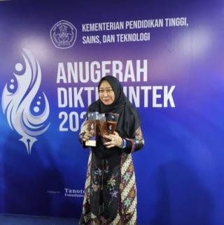 Universitas Riau Raih Tiga Penghargaan di Anugerah Diktiristek 2024