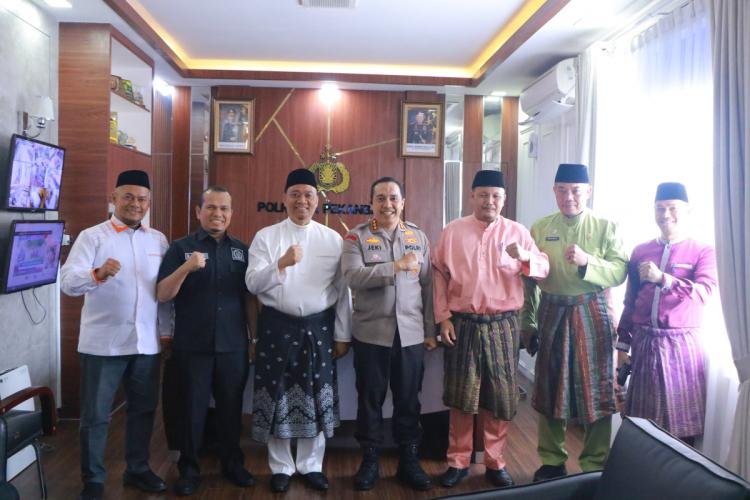 Jabat Wakil Walikota Pekanbaru, Markarius Anwar Jalin Silaturahmi dan Sinergi Bersama Polresta Pekanbaru