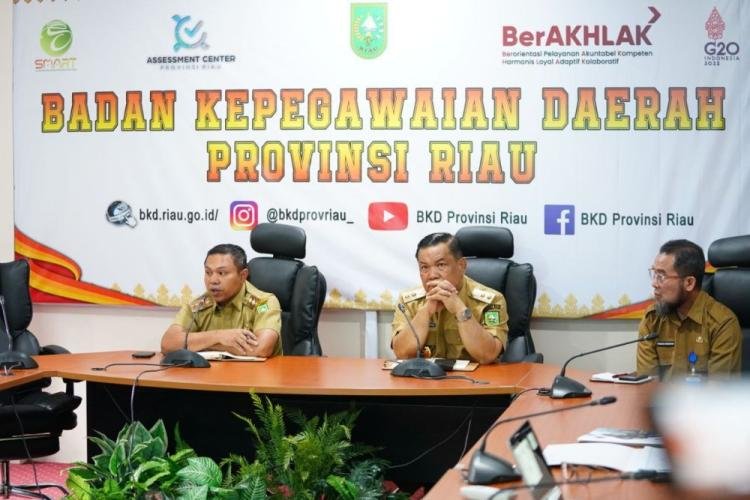 Kunjungan Perdana Gubri dan Wagubri ke BKD Riau, Bahas Tata Kelola Kepegawaian