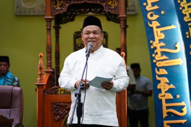 Safari Ramadan di Masjid Nurul Ibadah, Warga Antusias Sambut Wagubri SF Hariyanto