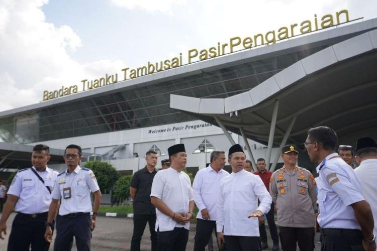 Gubri Abdul Wahid Cek RSUD Rohul dan Bandara Tuanku Tambusai, Ini Hasilnya