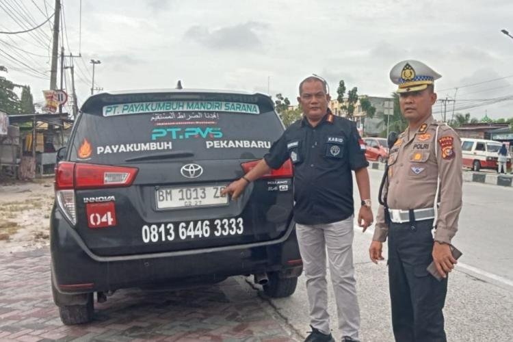 Razia Gabungan Pekanbaru: 12 Travel Gelap dan 8 Truk ODOL Ditindak Tegas